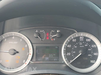 2013 Nissan Sentra SR - miniatura 12