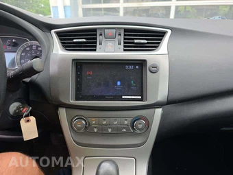 2013 Nissan Sentra SV – miniatura 10