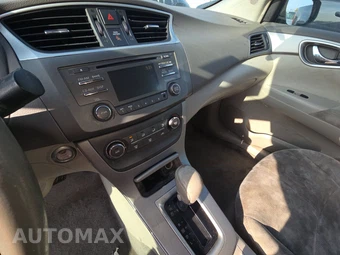 2013 Nissan Sentra SV – miniatura 11
