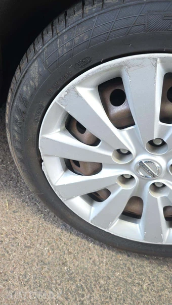 2013 Nissan Sentra SV – miniatura 33