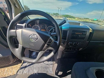 2013 Nissan TITAN S Crew Cab Short Bed - miniatura 10