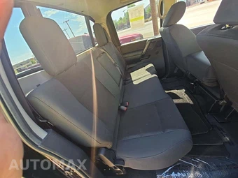 2013 Nissan TITAN S Crew Cab Short Bed - miniatura 16