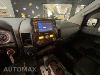 2013 Nissan TITAN SL - miniatura 12