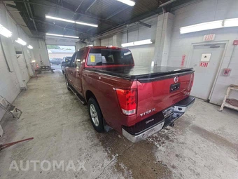 2013 Nissan TITAN SV Crew Cab Short Bed - miniatura 2
