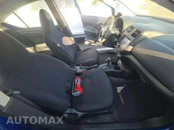 2013 Nissan Versa 1.6 S Plus - miniatura 18