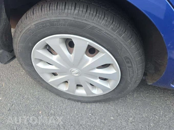 2013 Nissan Versa 1.6 S Plus - miniatura 30