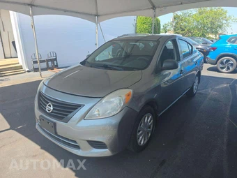 2013 Nissan Versa 1.6 S Plus