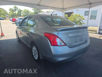 2013 Nissan Versa 1.6 S Plus – miniatura 2