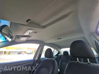 2013 Nissan Versa 1.6 SL – miniatura 11
