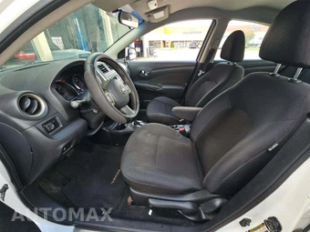 2013 Nissan Versa 1.6 SL – miniatura 6