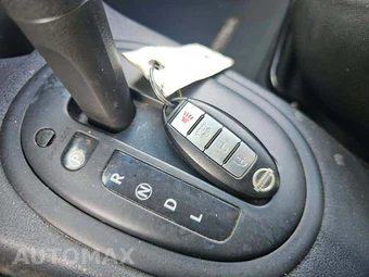 2013 Nissan Versa 1.6 SL – miniatura 8