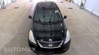 2013 Nissan Versa 1.6 SV – miniatura 2