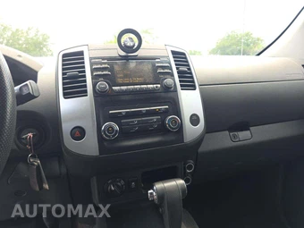 2013 Nissan Xterra S – miniatura 10