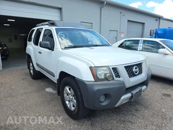 2013 Nissan Xterra S – miniatura 4