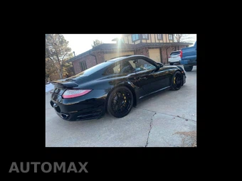 2013 Porsche 911 Turbo S - miniatura 2