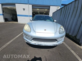 2013 Porsche Cayenne Diesel – miniatura 2