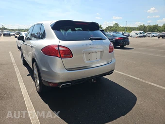 2013 Porsche Cayenne Diesel – miniatura 6