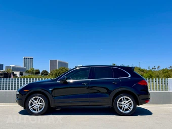 2013 Porsche Cayenne Diesel - miniatura 4