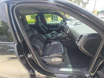 2013 Porsche Cayenne GTS – miniatura 15