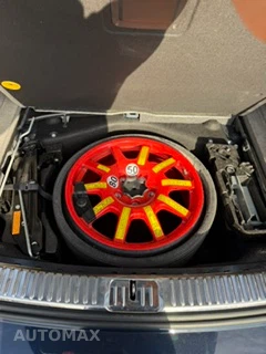 2013 Porsche Cayenne GTS - miniatura 16