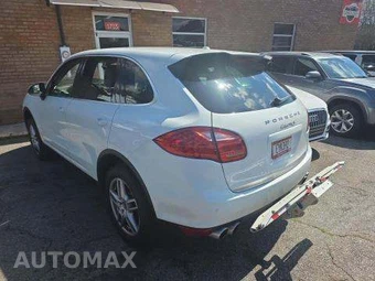 2013 Porsche Cayenne S – miniatura 2