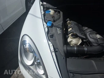 2013 Porsche Cayenne S – miniatura 21