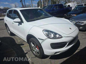 2013 Porsche Cayenne S – miniatura 4
