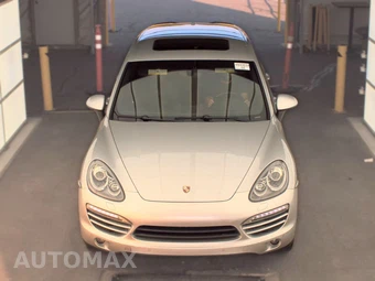 2013 Porsche Cayenne Tiptronic – miniatura 2