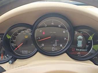 2013 Porsche Cayenne Tiptronic – miniatura 12