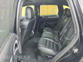 2013 Porsche Cayenne Turbo – miniatura 13