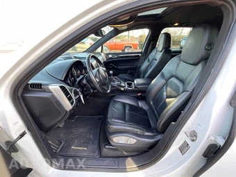 2013 Porsche Cayenne - miniatura 11