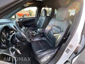 2013 Porsche Cayenne - miniatura 12