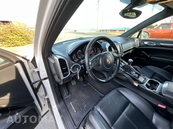 2013 Porsche Cayenne - miniatura 13