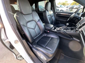 2013 Porsche Cayenne - miniatura 42