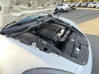 2013 Porsche Cayenne - miniatura 55