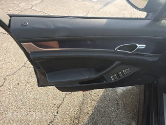 2013 Porsche Panamera 4 – miniatura 9