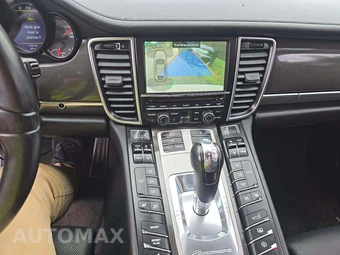 2013 Porsche Panamera 4 – miniatura 10