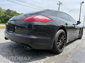 2013 Porsche Panamera GTS - miniatura 4