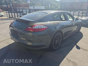 2013 Porsche Panamera GTS – miniatura 3