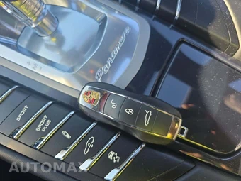 2013 Porsche Panamera GTS – miniatura 8