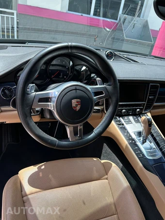 2013 Porsche Panamera Platinum Ed - miniatura 11