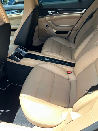 2013 Porsche Panamera Platinum Ed - miniatura 13