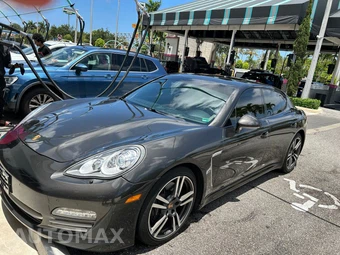 2013 Porsche Panamera Platinum Ed - miniatura 3