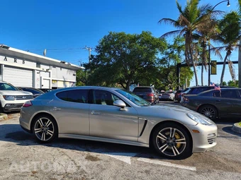 2013 Porsche Panamera S Hybrid - miniatura 13