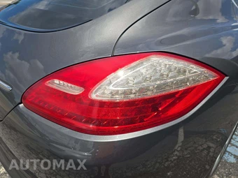2013 Porsche Panamera S – miniatura 23