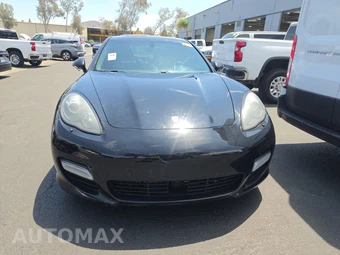 2013 Porsche Panamera Turbo - miniatura 2