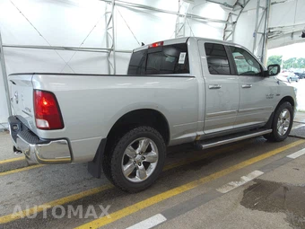 2013 Ram 1500 Big Horn Extended Cab Medium Bed – miniatura 4
