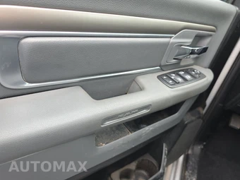 2013 Ram 1500 Big Horn Extended Cab Medium Bed – miniatura 9