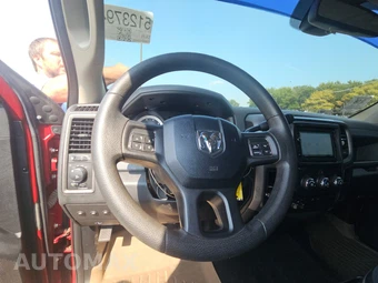 2013 Ram 1500 Express Crew Cab Short Bed - miniatura 10