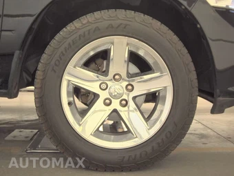 2013 Ram 1500 Express Crew Cab Short Bed – miniatura 10